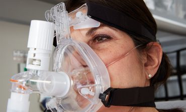Endotracheal tube placement confirmation: 100% sensitivity and specificity with sustained four-phase capnographic waveforms in a cadaveric experimental model